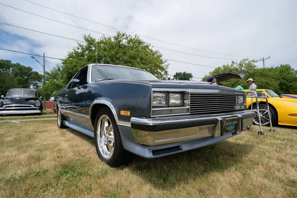 Metrocruisers 2021 Fars Dag Bilutställning Warren Michigan 2021 — Stockfoto