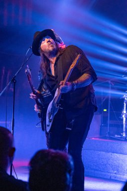 80 'lerin rock grubu Enuff Z' Nuff, Detroit taraftarlarına 7-02-21 Diesel Konser Tiyatrosu 'nda canlı performans sundu.