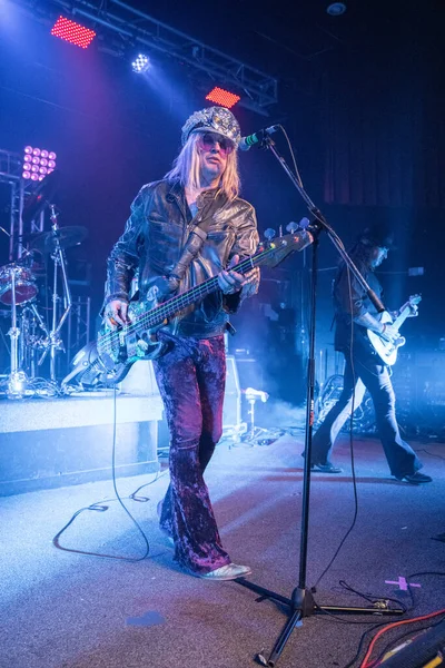 Lerin Rock Grubu Enuff Nuff Detroit Taraftarlarına Diesel Konser Tiyatrosu — Stok fotoğraf