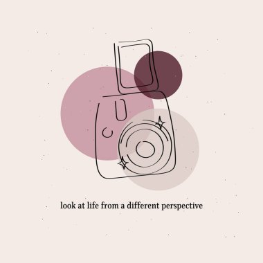 Hayata farklı bir açıdan bak. Konsept kart alıntısı, kamera, minimalist, dövme, polaroid, fotoğraf.