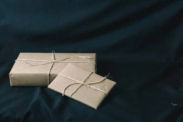 Caja Regalo Paquetes Con Papel Kraft —  Fotos de Stock