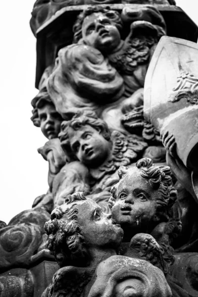 Statue Lots Cherubs Charles Bridge Prague Black White — Stock Photo, Image