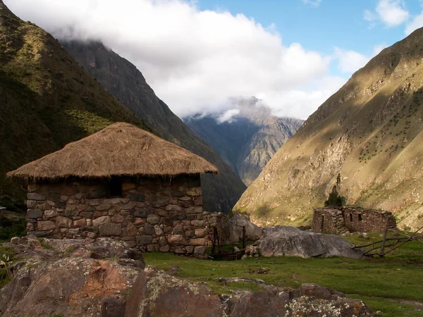 İnka Trail Vadisi Hut — Stok fotoğraf