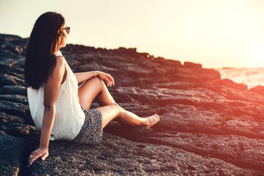 Kızın rahatlatıcı deniz