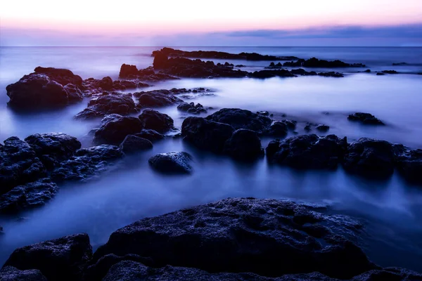 Avond zonsondergang op de zee — Stockfoto