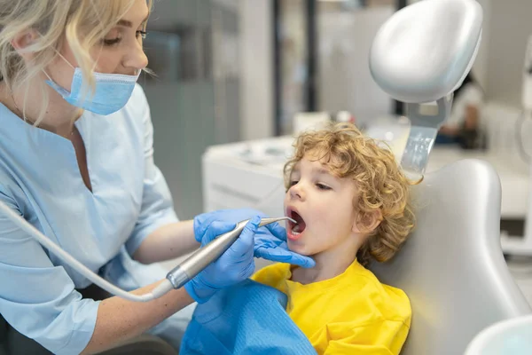 Cute Young Boy Visiting Dentist Having His Teeth Checked Female — Stock Photo, Image