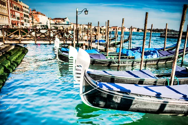 Góndolas en la Piazza San Marco, Venecia — Foto de Stock