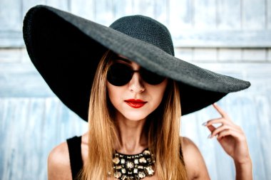 genç ve güzel kadın rahatlatıcı