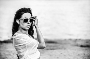 Uzun saçlı kız rahatlatıcı