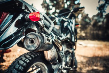 eski motorlu bisiklet açık