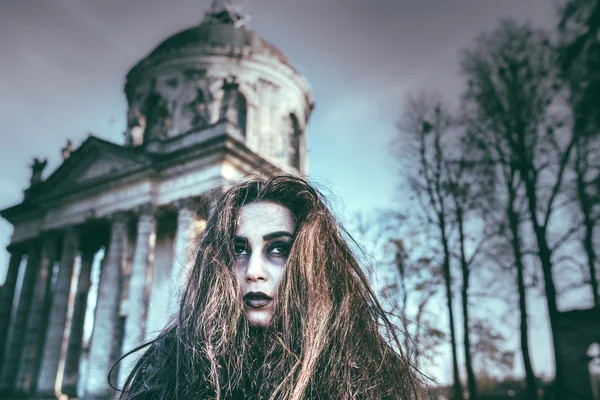 Girl with scary makeup — Stock Photo, Image