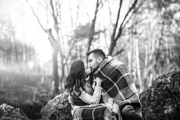 Jovem casal feliz — Fotografia de Stock