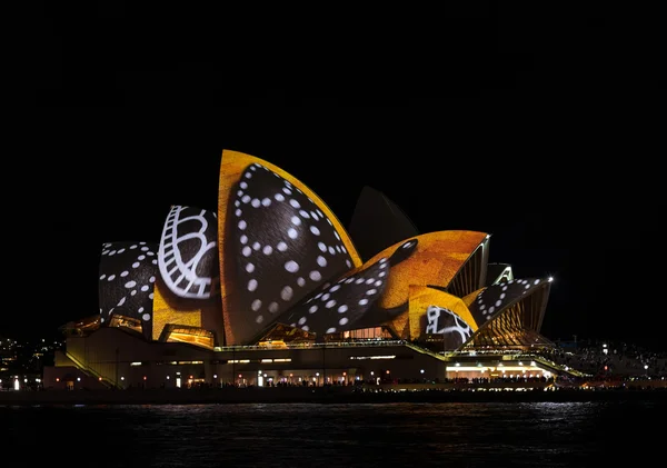 Casa de ópera de Sydney durante a edição do festival vívido de Sydney 2016 — Fotografia de Stock