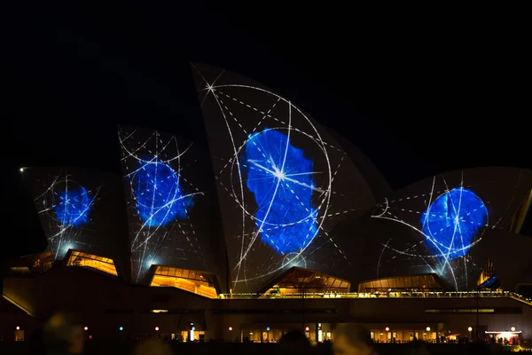 Sydney Opera House tijdens levendige festival — Stockfoto