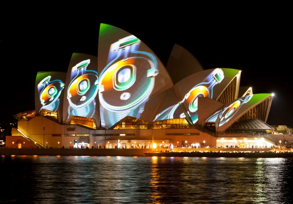 Сиднейский оперный театр на ярком фестивале Стоковая Картинка