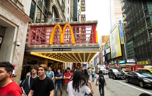 Макдональдс на Таймс Сквер Стоковое Изображение