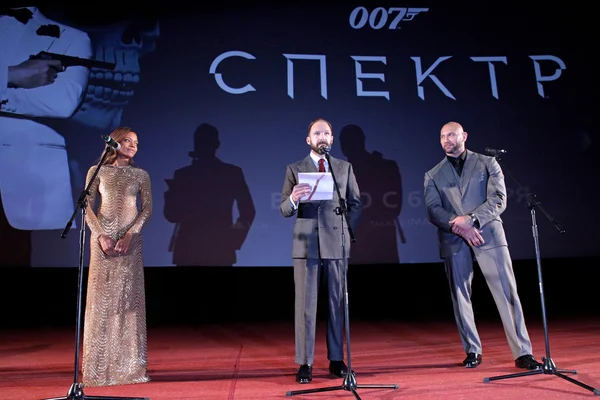 Aktorzy Naomi Harris, Ralph Fiennes, Dave Bautista. Premiera o t — Zdjęcie stockowe