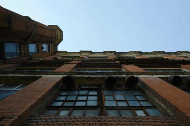 Moskova 'daki Electrozavod' un eski Sovyet binasının cephesi.