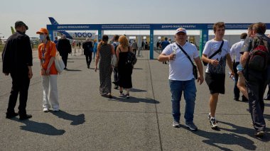 Moskova bölgesi, Rusya - 20.07.2021: Zhukovsky 'de MAKS 2021 hava gösterisinin açılışı