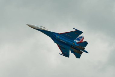 Zhukovsky, Moskova bölgesi, Rusya - 24,07.2021: MAKS 'te akrobatik takımların performansı 