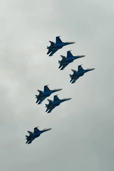 Zhukovsky Moskova Bölgesi Rusya 2021 Maks Akrobatik Takımların Performansı — Stok fotoğraf