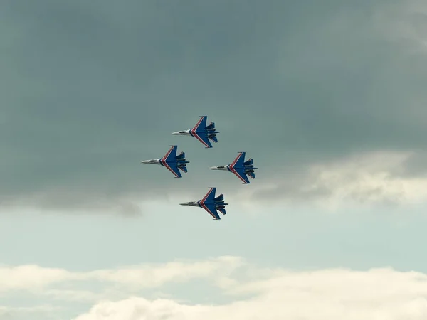 Zhukovsky Moskova Bölgesi Rusya 2021 Maks Akrobatik Takımların Performansı — Stok fotoğraf