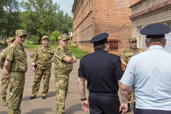 Smolensk Russia 2018 Vicedirettori Della Guardia Nazionale Russa Insieme Comandante — Foto Stock