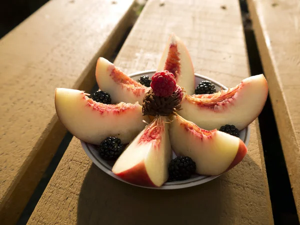 Taze Meyve Salatası