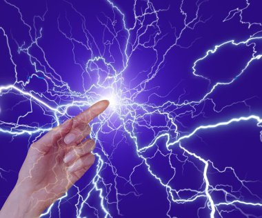 insan eli şimşek kenetlenmesi Close-Up