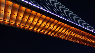 Köprü gece görüşü Işıklar gece açık