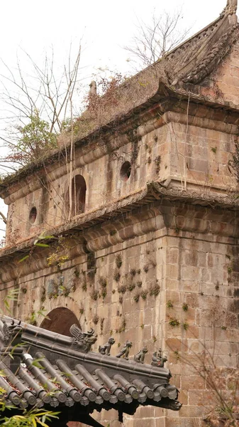 Eski Bir Çin Tapınağında Eski Bir Mimari Ile Eski Tapınak — Stok fotoğraf