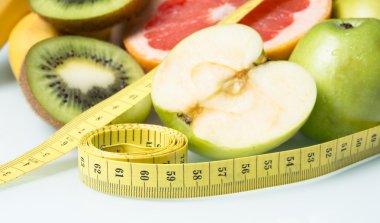 taze sağlıklı meyve