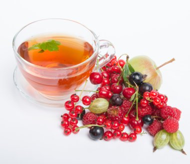 Taze doğal meyve sıcak çay