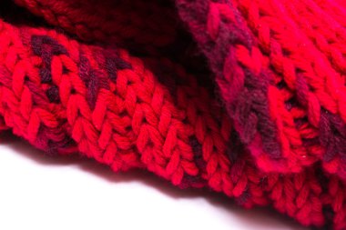 Kırmızı ipek balo. Bir geçiş Desen Örme.