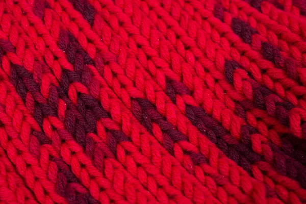 Red silk prom. I knitted a crossing pattern. — Stock Photo, Image