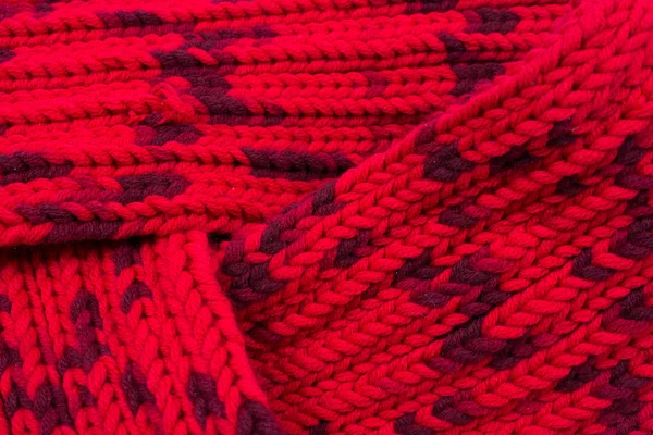 Red silk prom. I knitted a crossing pattern. — Stock Photo, Image