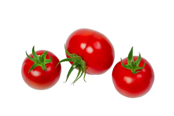 Tre Pomodori Freschi Rossi Uno Sfondo Bianco Isolato Concetto Cibo — Foto Stock