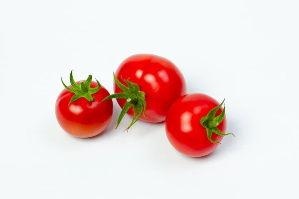 Tre Pomodori Freschi Rossi Fondo Chiaro Vista Dall Alto Concetto — Foto Stock