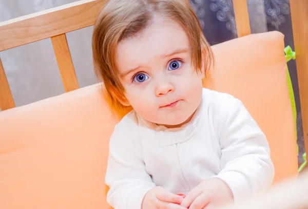 Serious little girl — Stock Photo, Image