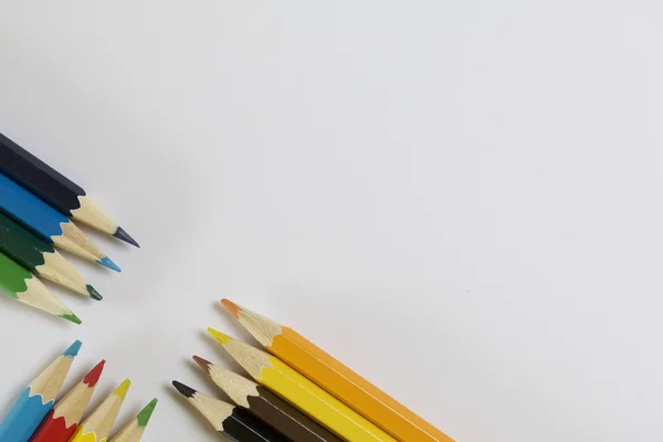 Lápis coloridos e apontador — Fotografia de Stock