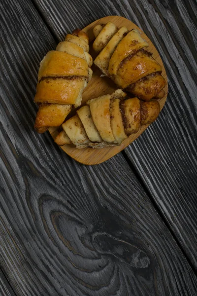 Croissants Canela Pasteles Ricos Primer Plano Disparo —  Fotos de Stock