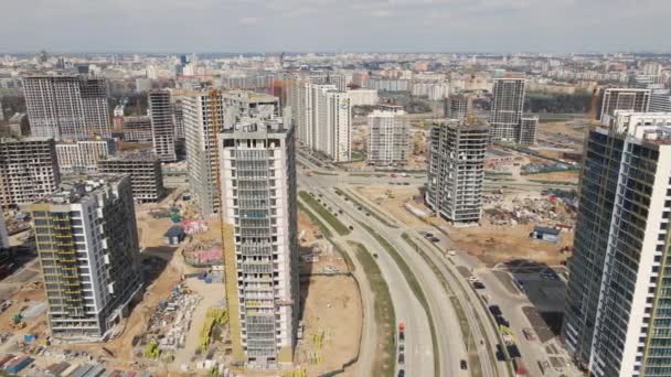 Moderno Sviluppo Urbano Cantiere Con Edifici Più Piani Costruzione Lavori — Video Stock