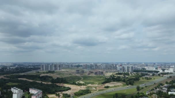 Estaleiro Estrutura Betão Edifício Está Ser Erguida Gruas Construção Estão — Vídeo de Stock