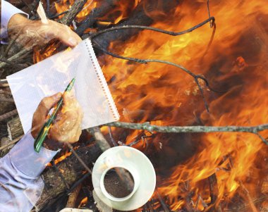 Acil bir proje üzerinde çalışmak