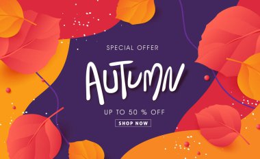 Sonbahar indirimi arka plan düzenini sonbahar yapraklarıyla dekore et 