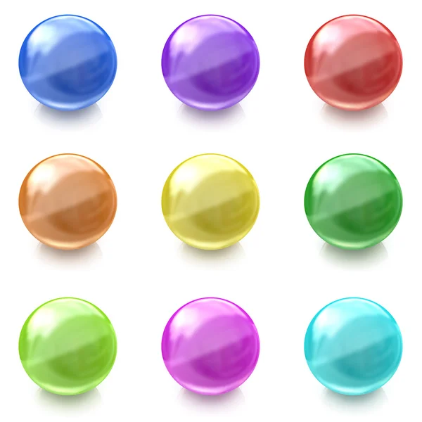 Ensemble de boules de verre colorées sur fond blanc — Photo