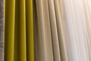 Farklı perdeler portre