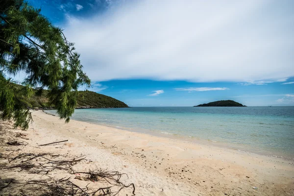 Schöner einsamer Strand — Stockfoto