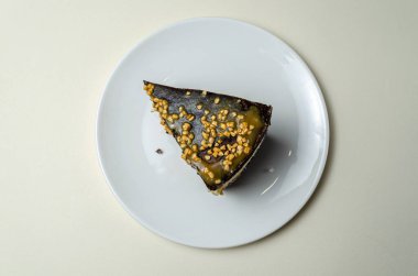 Fındıklı çikolatalı kek.