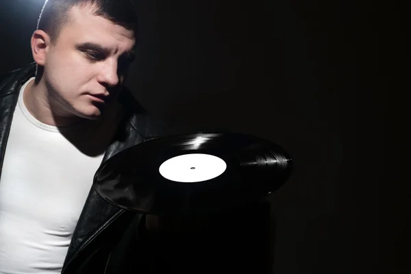 müzik kaydı. Çocuk bir el müzik kayıt tutun